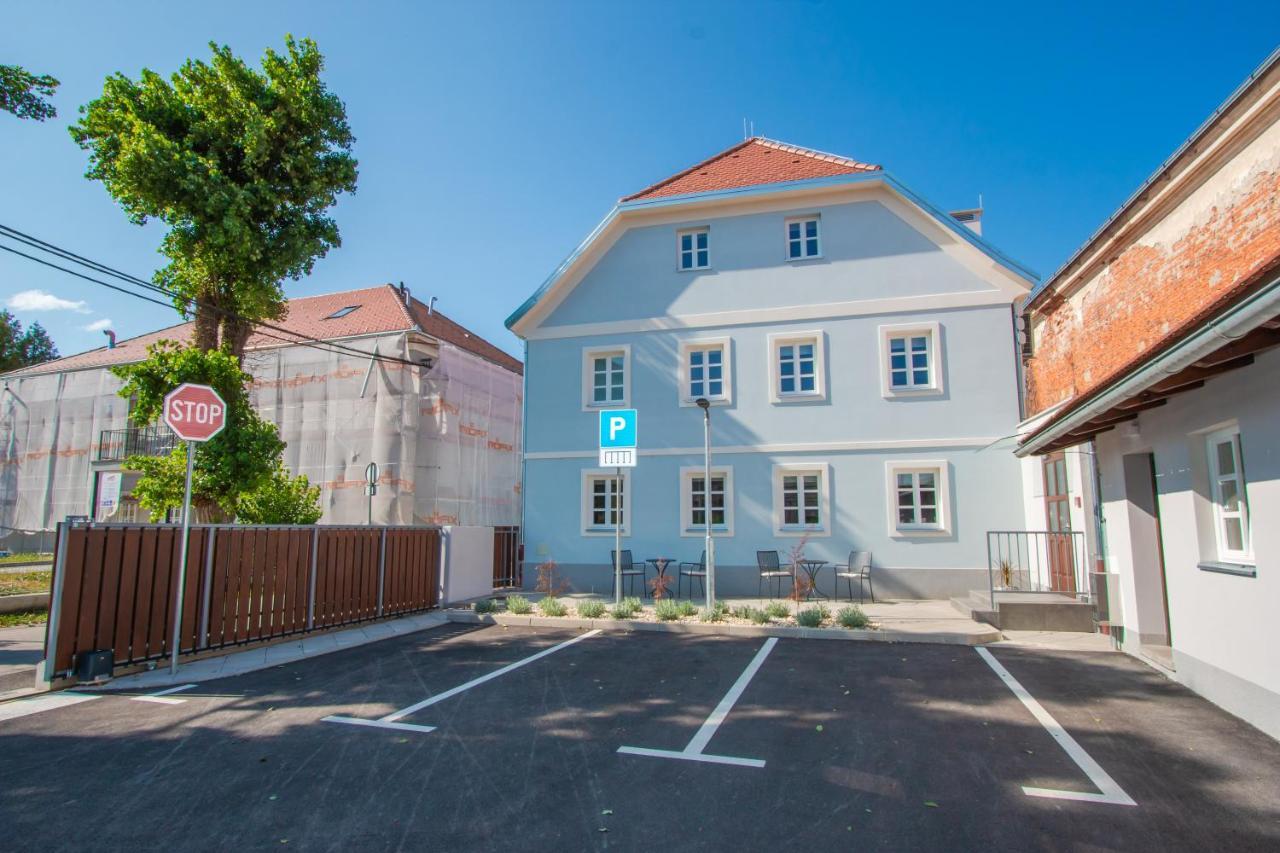 Apartmani Kac Karlovac Eksteriør billede